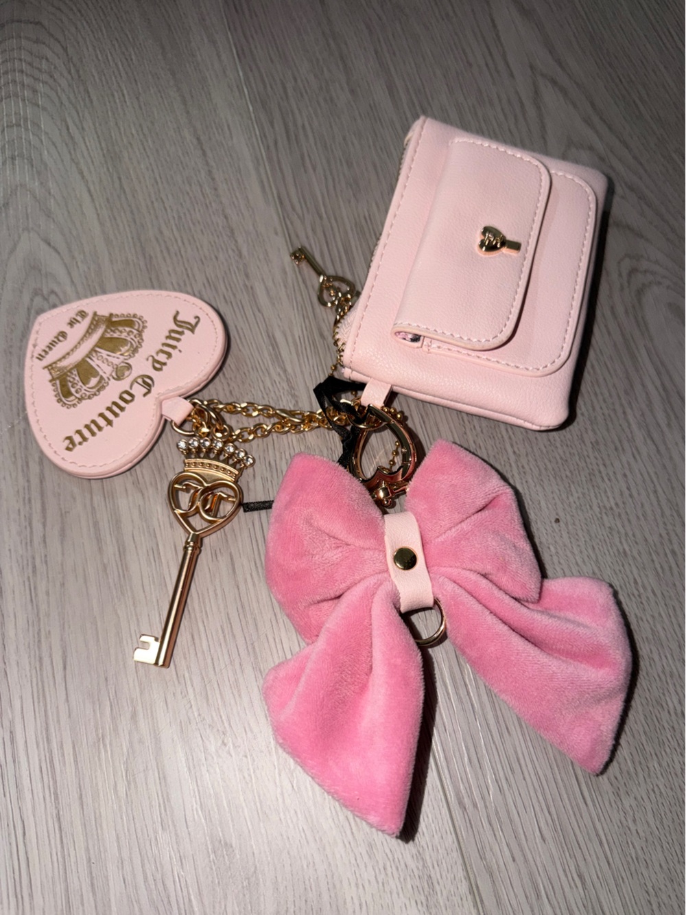 Juicy Couture Pink Bow and Heart Charm Keychain Wallet Set